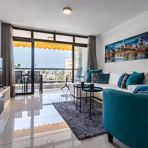 https://apartment-in-via-del-mar-playa-de-las-americas.tenerifehoteles.net